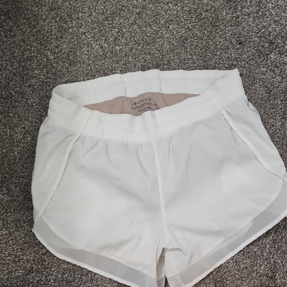Athleta White mesh racer run short 4" small